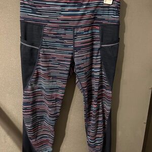 Striped leggings
